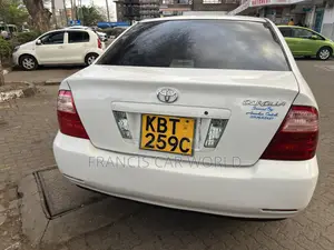 Toyota Corolla 2006 Nyeupe