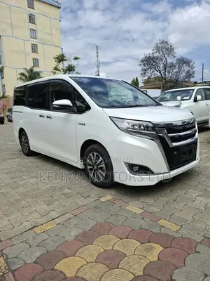 Toyota Esquire 2019 Hybrid