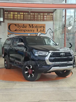 Toyota Hilux 2.4 Diesel 2020 Nyeusi