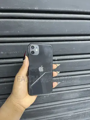 Apple iPhone 11 128GB Nyeusi