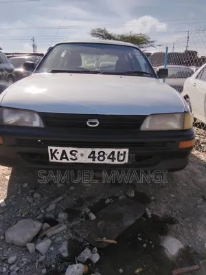 Toyota Corolla G-Touring 2000 Silver