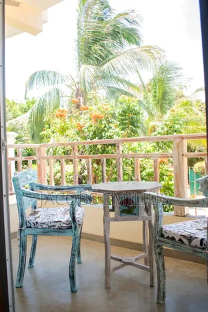 Ghorofa ya Chumba 1 yenye Samani Palm Beach Cottages, Malindi