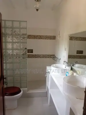 5 Bedroom House for Sale in Casuarina, Malindi