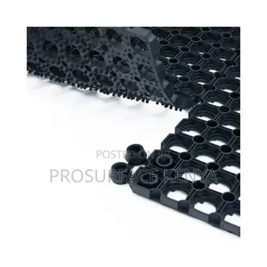 Hollow Drainage Mat for Commercial Kitchens & Restaurants
