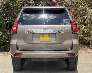Toyota Land Cruiser Prado 2.7 i 2010 Brown