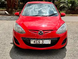 Mazda Demio 2011 Nyekundu