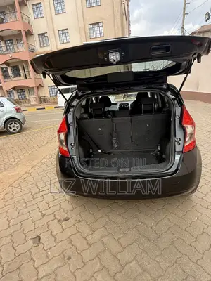 Nissan Note 2015 Nyeusi