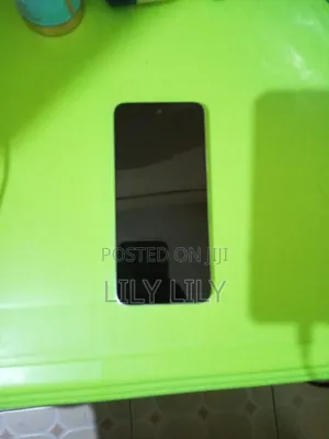 New Infinix Hot 60i 128GB Silver