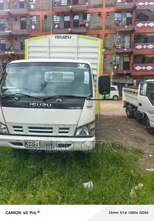 Isuzu NPR Local 2016 Nyeupe Lori