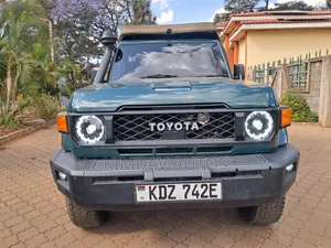Toyota Land Cruiser 79 Series Double Cab 2014