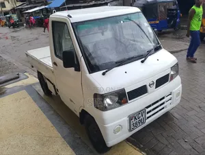 Nissan Vanette Clipper 2011 Nyeupe