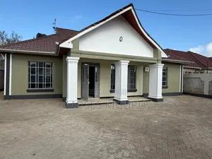 3 Bed Ensuite Bungalow for Rent in Mugutha, Kimbo