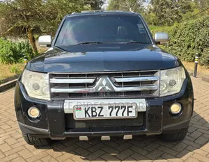 Mitsubishi Shogun 2008 Nyeusi