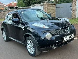 Nissan Juke 2012 Nyeusi