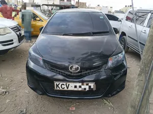 Toyota Vitz 2012 Black