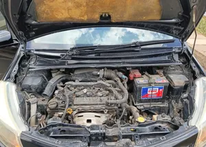 Toyota Vitz 1.3 FWD 5dr 2012 Black