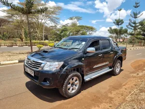 Toyota Hilux 2010 Double Cabin