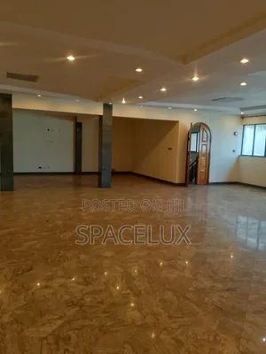 Eneo la Mkahawa / Klabu kwa Upangaji, Barabara ya Mombasa