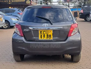 Toyota Vitz 2014 Gray