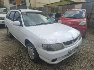 Nissan Wingroad 2001 White
