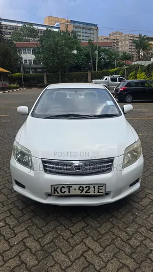 Toyota Axio 2011
