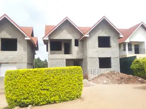 Nyumba ya Vyumba 8 vya Kulala kwa Uuzaji Oloolua, Ngong