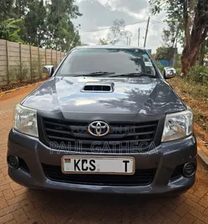 Toyota Hilux Double Cab 2012