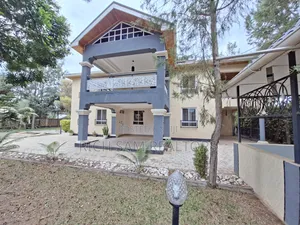 Nyumba ya 5 Bedroom Mansion kwa Uuzaji Greenstead, Nakuru