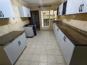 Ghorofa ya Vyumba 3 + DSQ Kupangishwa Kileleshwa