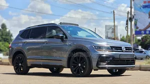 Volkswagen Tiguan 2.0T SE R-Line Black 2021 SUV