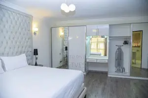 Ghorofa ya Chumba 1 yenye Samani Muthangari - Pango