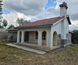 Bungalow ya Vyumba 3 vya Kulala Nkoroi, Ongata Rongai - Inapangishwa