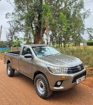 Toyota Hilux Highrider 2023 2400cc Diesel Manual