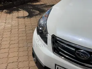 Subaru Outback 2012 Nyeupe