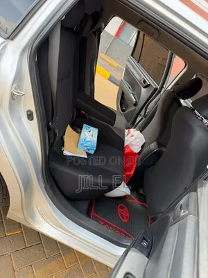 Toyota Corolla Fielder 2016 Silver