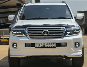 Toyota Land Cruiser Prado 2014 White