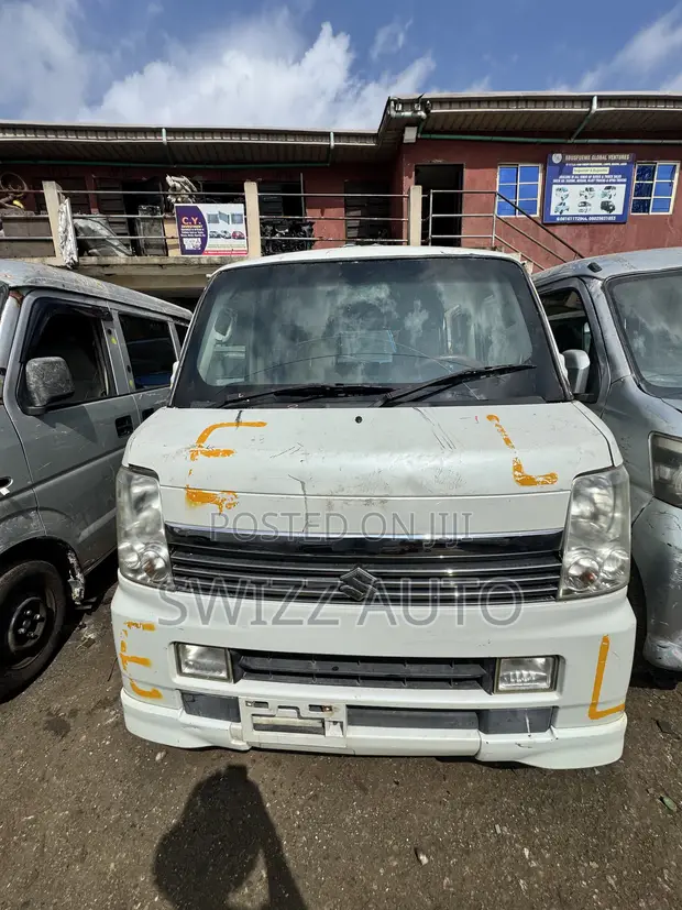 Suzuki Every Wagon 2014 White - 1