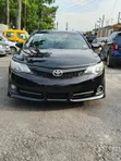 2014 Toyota Camry SE Sedan - 1