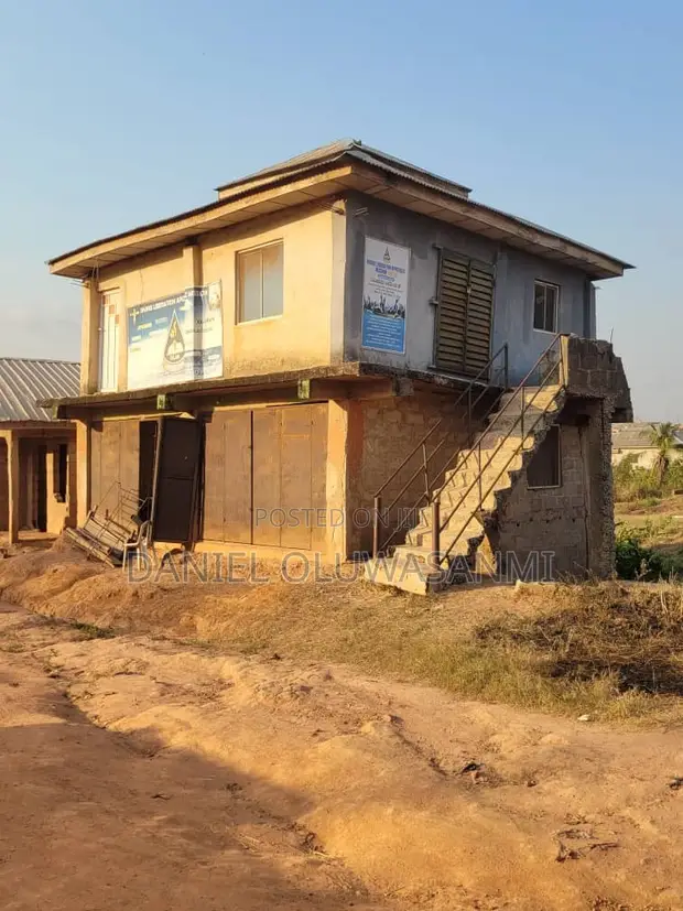 Commercial Shopping Complex for Sale | ₦15,000,000 - 1
