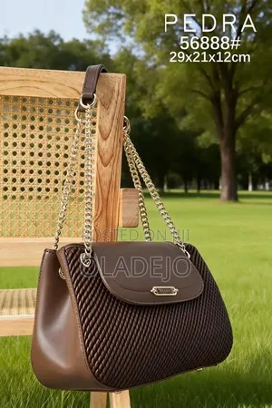 Louis Vuitton Classic Handbag - Genuine Leather