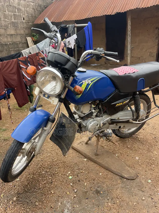 TVS HLX Plus ES 2024 Blue - 1