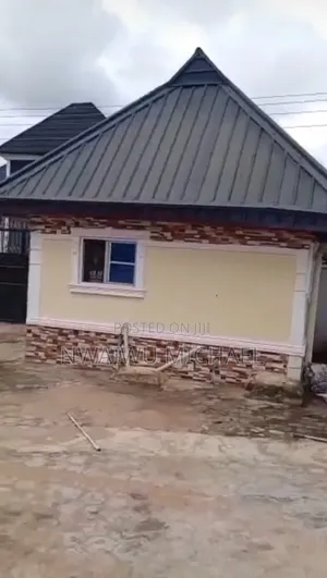 5 Bedroom Bungalow for Sale, Airport Road, Benin City