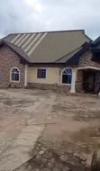 Gidan Bungalow Mai Dakuna 5 Don Siyarwa, Titin Jirgin Sama, Benin City - 4