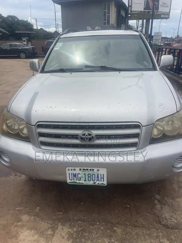 2002 Toyota Highlander Limited V6 FWD Silver - 1
