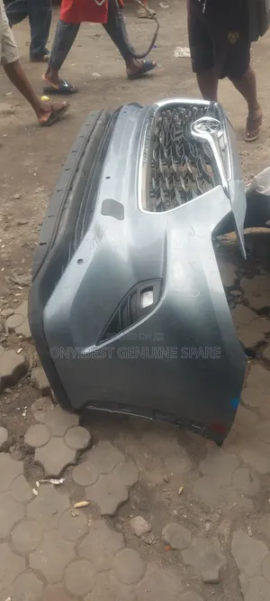 Toyota Highlander 2020 Front Bumper - Direct Tokunbo