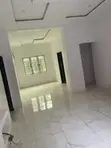 3 Bedroom Block of Flats for Rent in Peninsula Estate - 2