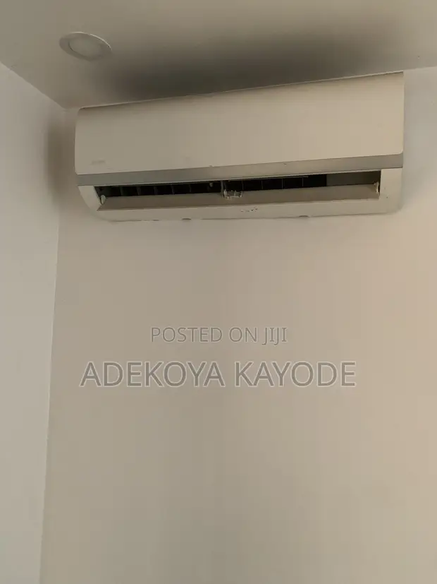 Midea Air Conditioner - Working Perfectly - 1