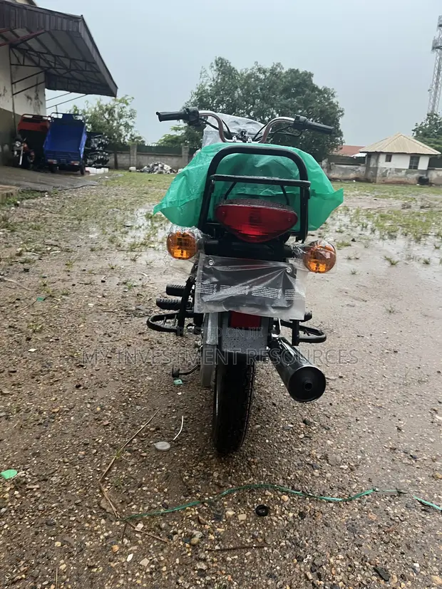New Bajaj Boxer 100 2025 Red - 1