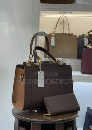 Luxury Genuine Leather Handbag - Medium