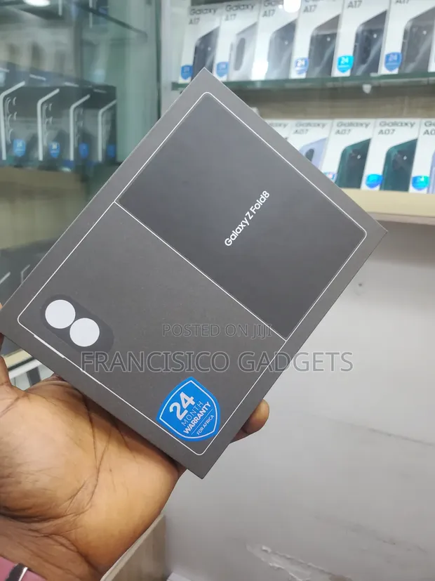 New Samsung Galaxy Z Fold8 1TB Graphite - 1